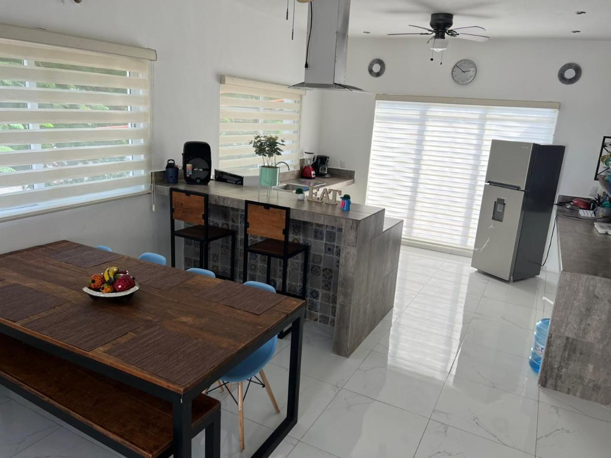 צ'טומאל Casa Paloma 2 En Segunda Planta Cerca De Aeropuerto Y Centro Comercial מראה חיצוני תמונה